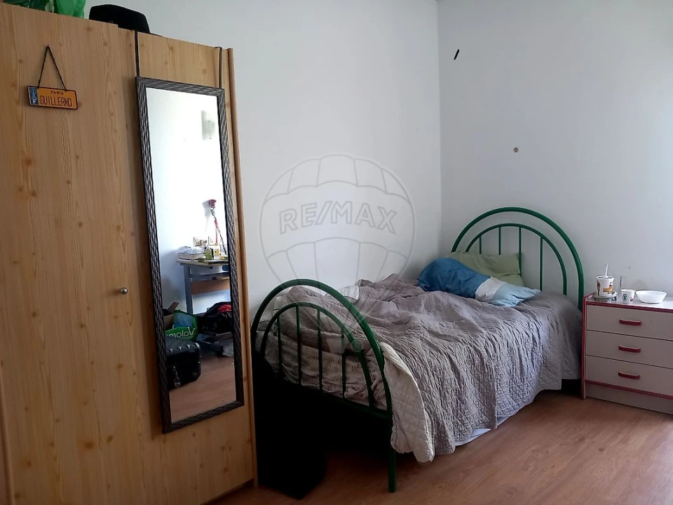 Apartamento T7 para Venda em Santo Antonio dos Olivais Foto 8