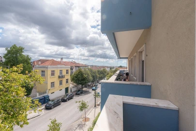 Apartamento T7 para Venda em Santo Antonio dos Olivais