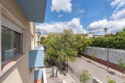 Apartamento T7 para Venda em Santo Antonio dos Olivais