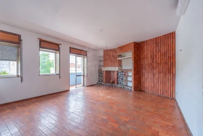 Apartamento T7 para Venda em Santo Antonio dos Olivais