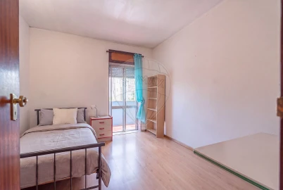 Apartamento T7 para Venda em Santo Antonio dos Olivais