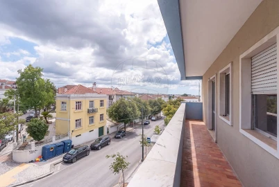 Apartamento T7 para Venda em Santo Antonio dos Olivais
