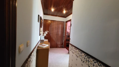 Apartamento T2 para Venda em Carregado e Cadafais