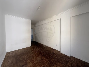 Apartamento T2 para Venda em Agualva e Mira-Sintra