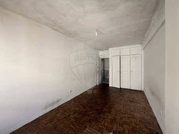 Apartamento T2 para Venda em Agualva e Mira-Sintra
