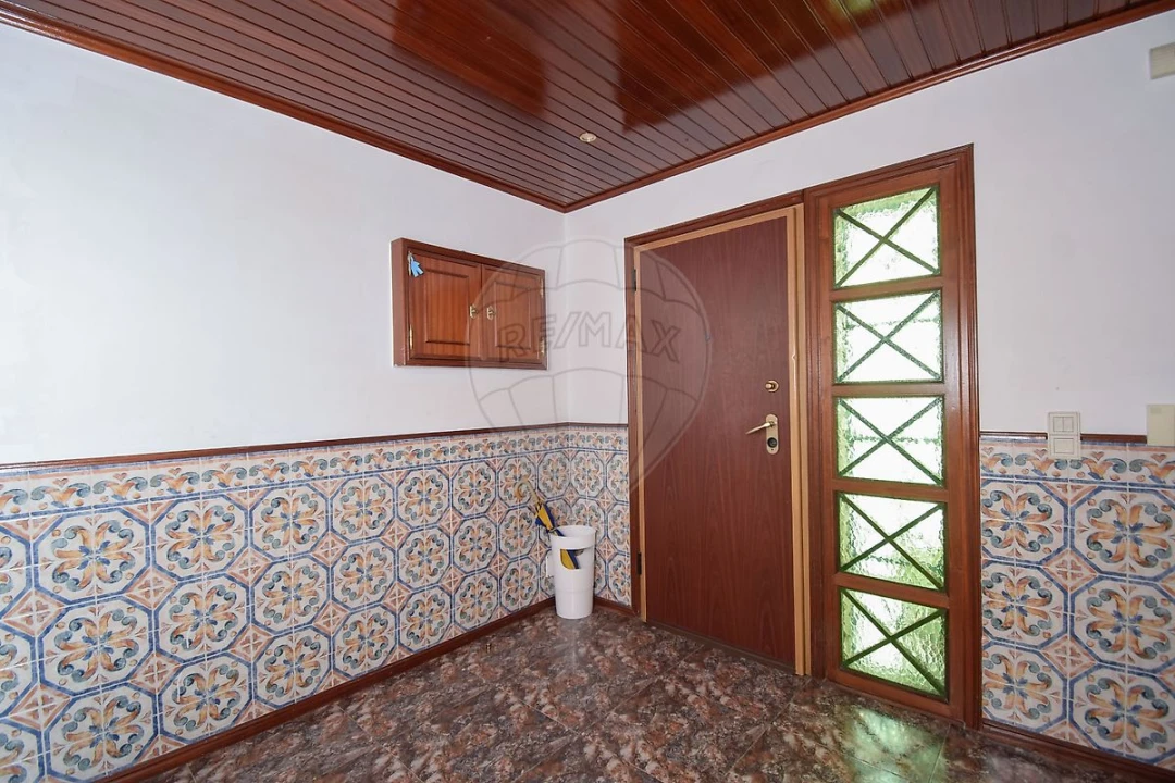 Moradia T4 para Venda em Massamá e Monte Abraão Foto 4
