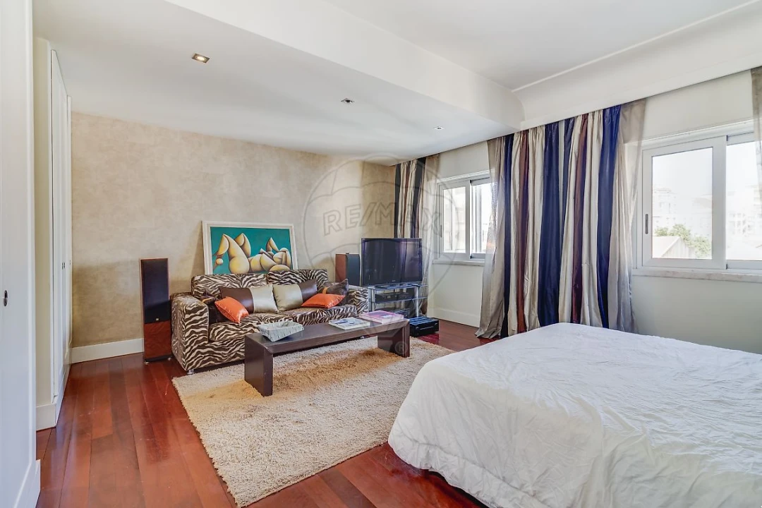 Apartamento T4 para Venda em Avenidas Novas Foto 29
