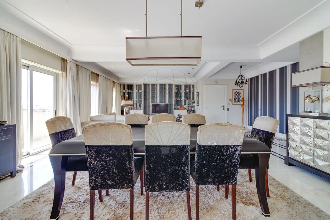 Apartamento T4 para Venda em Avenidas Novas Foto 18