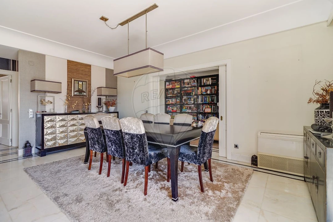 Apartamento T4 para Venda em Avenidas Novas Foto 15