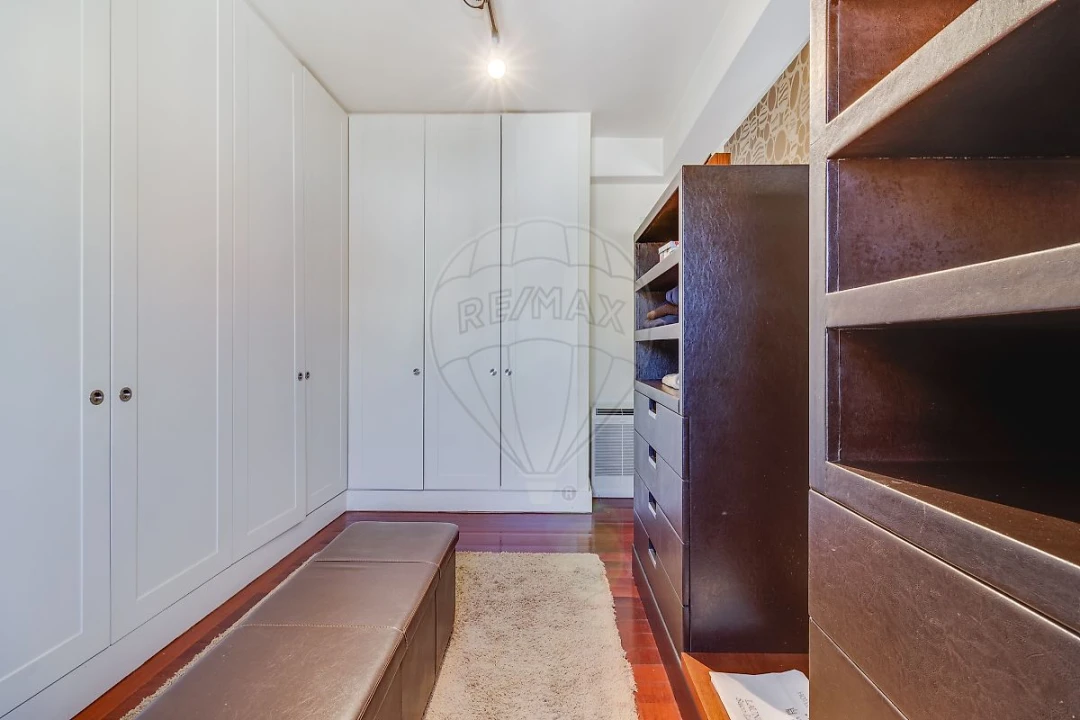 Apartamento T4 para Venda em Avenidas Novas Foto 31