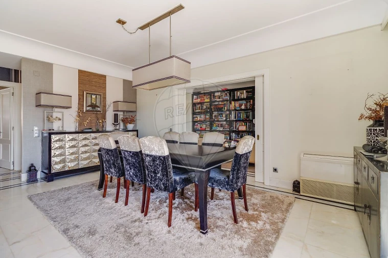 Apartamento T4 para Venda em Avenidas Novas Foto 15