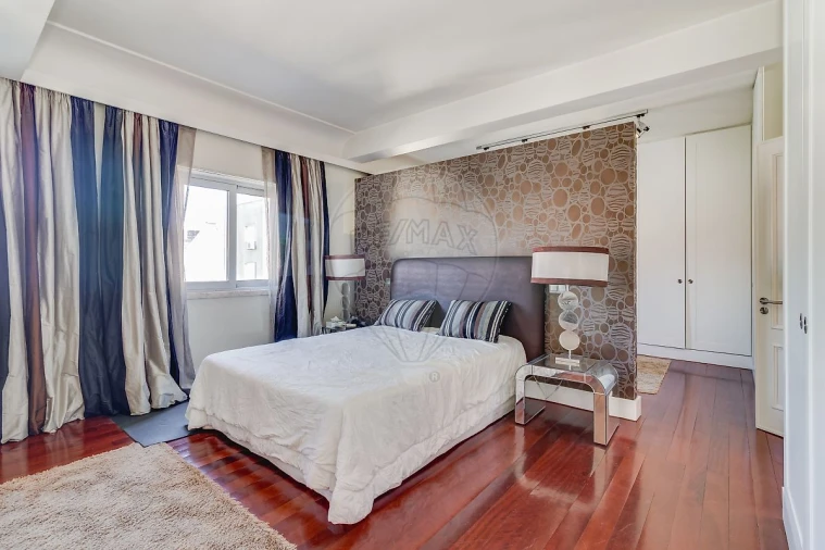 Apartamento T4 para Venda em Avenidas Novas Foto 30