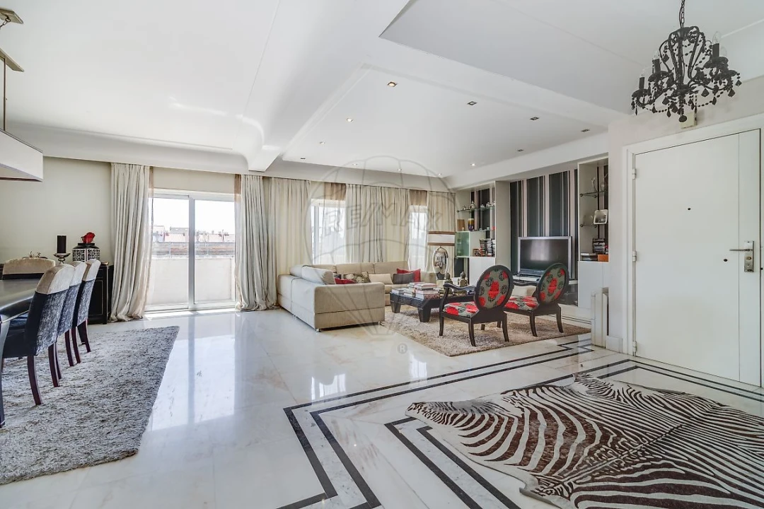 Apartamento T4 para Venda em Avenidas Novas Foto 12