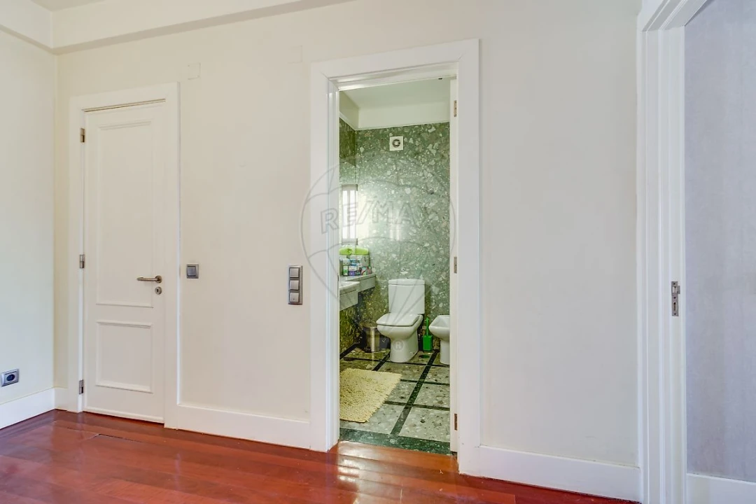 Apartamento T4 para Venda em Avenidas Novas Foto 22