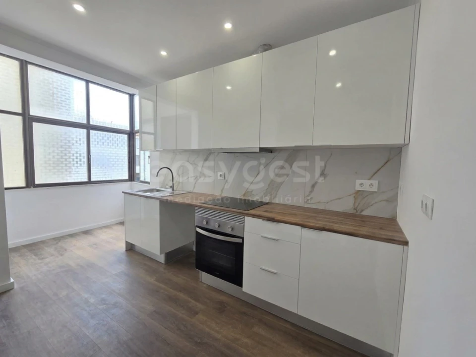 Apartamento T3 para Venda em Alto do Seixalinho, Santo André e Verderena Foto 1