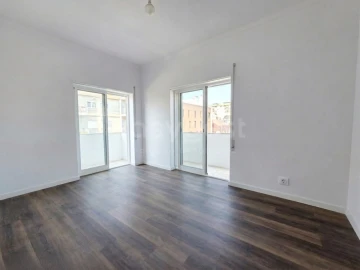 Apartamento T3 para Venda em Alto do Seixalinho, Santo André e Verderena