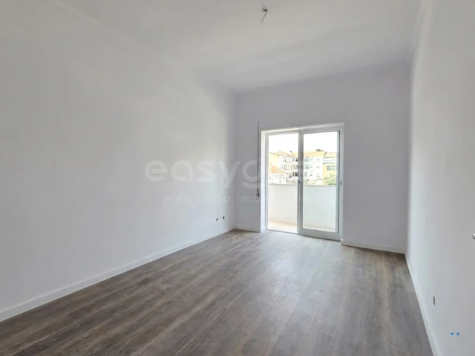 Apartamento T3 para Venda em Alto do Seixalinho, Santo André e Verderena Foto 4