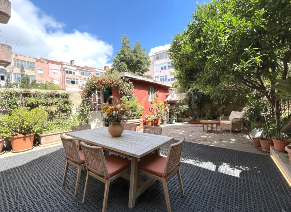 Apartamento T2 para Venda em Mina de Água Foto 1