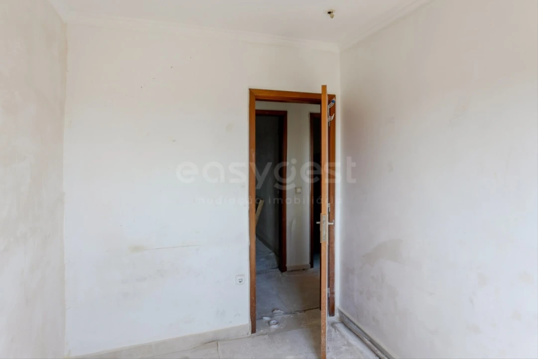 Prédio para Venda em Encosta do Sol Foto 7