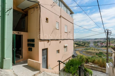 Prédio para Venda em Encosta do Sol