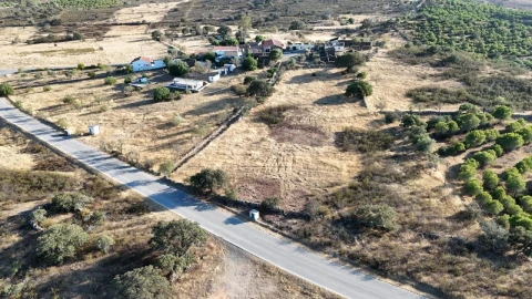 Terreno para Venda em Alcoutim e Pereiro