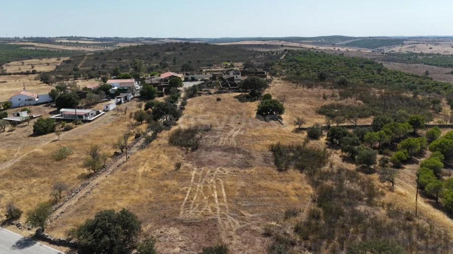 Terreno para Venda em Alcoutim e Pereiro