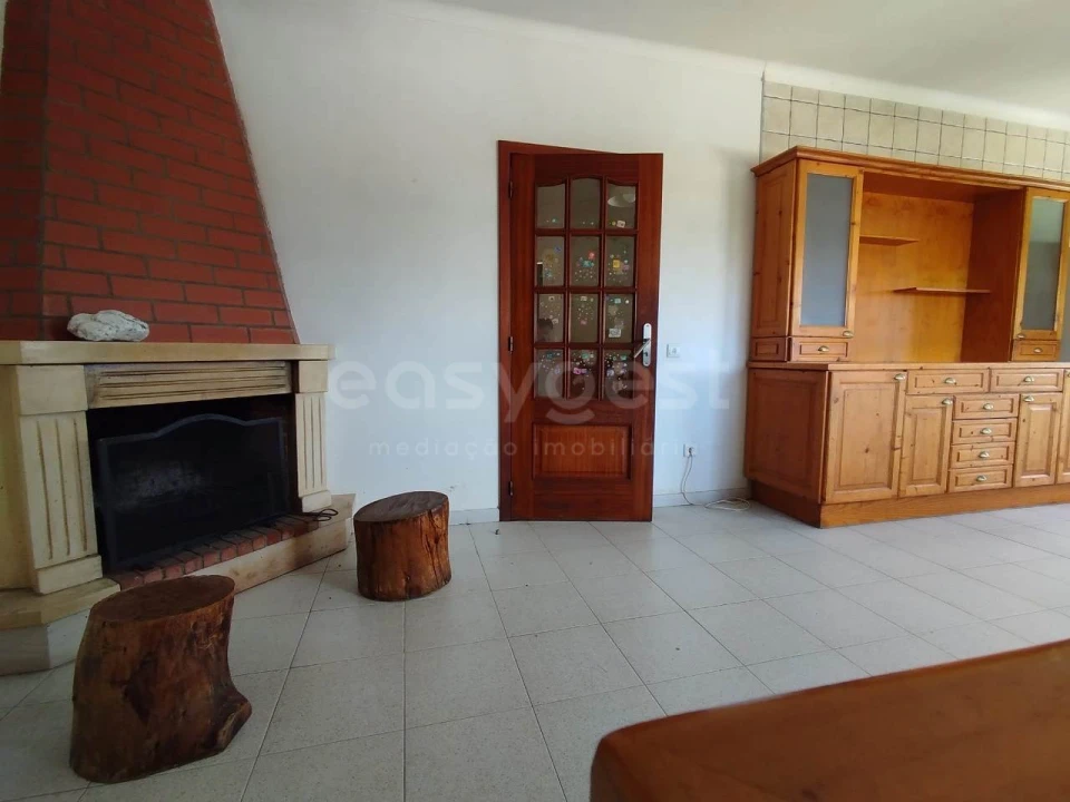 Moradia T4 para Venda em Santa Clara e Castelo Viegas Foto 17