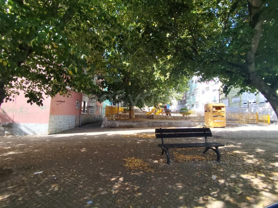 Apartamento T2 para Venda em Queluz e Belas Foto 7