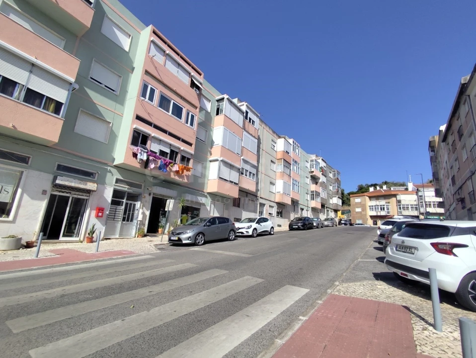 Apartamento T2 para Venda em Queluz e Belas Foto 9