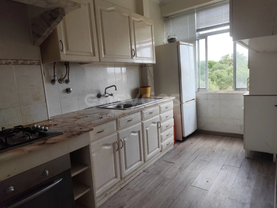Apartamento T2 para Venda em Queluz e Belas Foto 18