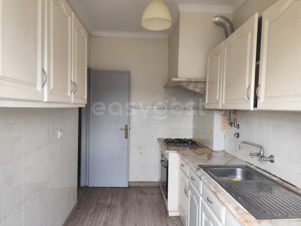 Apartamento T2 para Venda em Queluz e Belas Foto 19