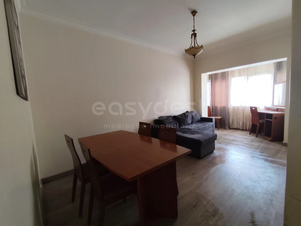 Apartamento T2 para Venda em Queluz e Belas Foto 23