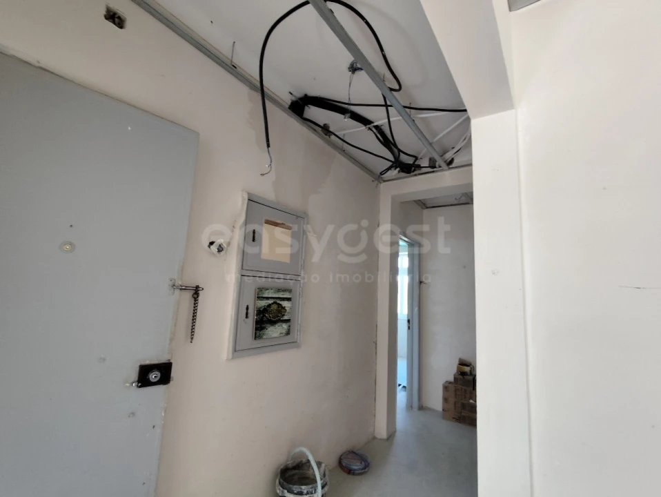 Apartamento T2 para Venda em Queluz e Belas Foto 22