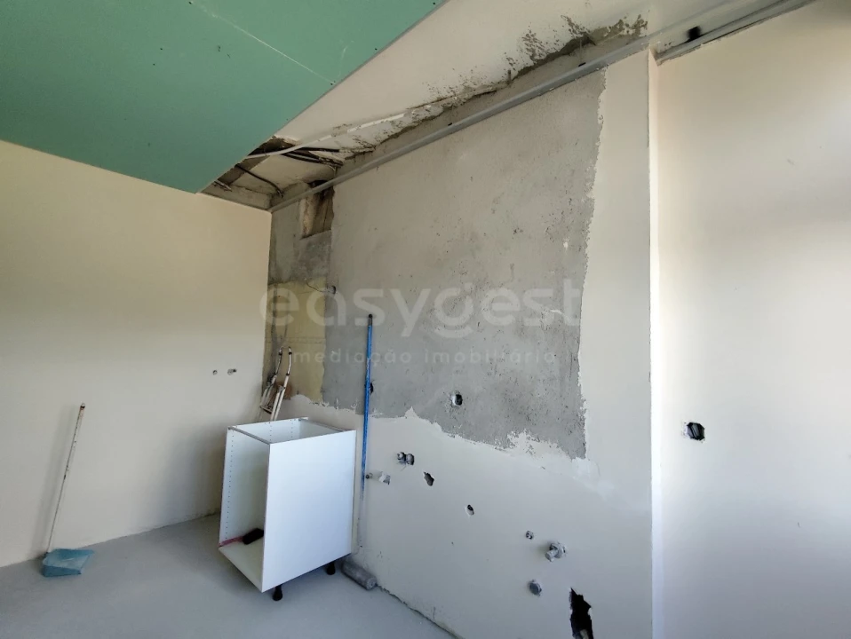 Apartamento T2 para Venda em Queluz e Belas Foto 28