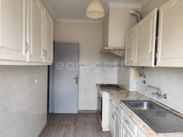 Apartamento T2 para Venda em Queluz e Belas