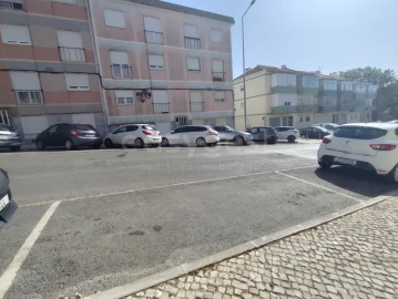 Apartamento T2 para Venda em Queluz e Belas