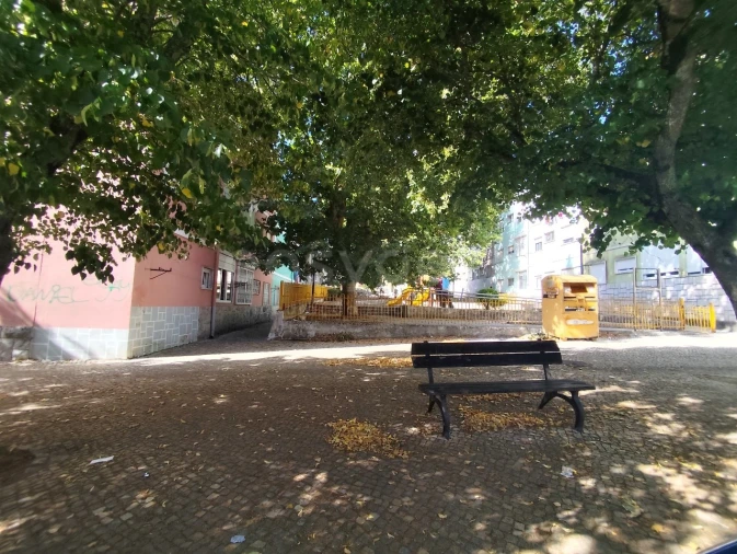Apartamento T2 para Venda em Queluz e Belas Foto 7
