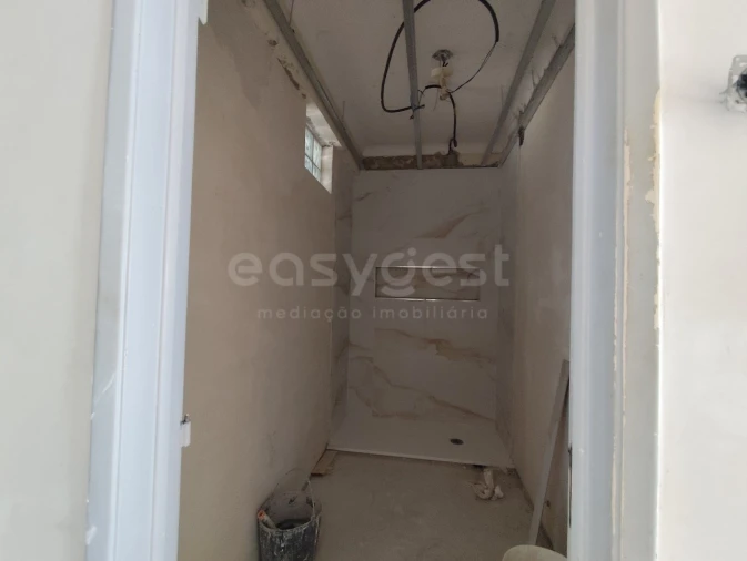 Apartamento T2 para Venda em Queluz e Belas Foto 23