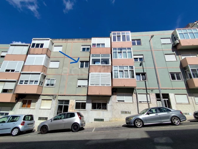 Apartamento T2 para Venda em Queluz e Belas Foto 30