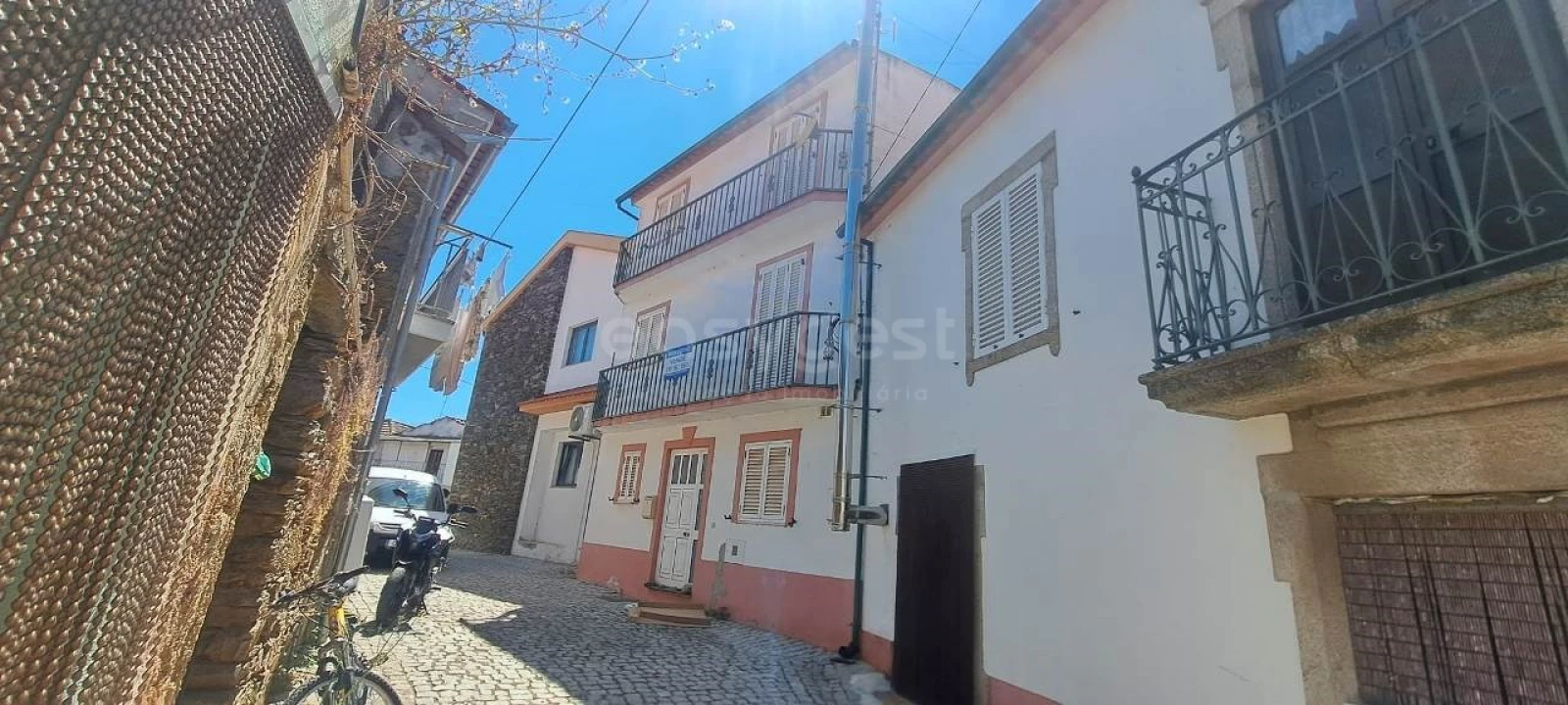 Moradia T3 para Venda em Meirinhos Foto 1