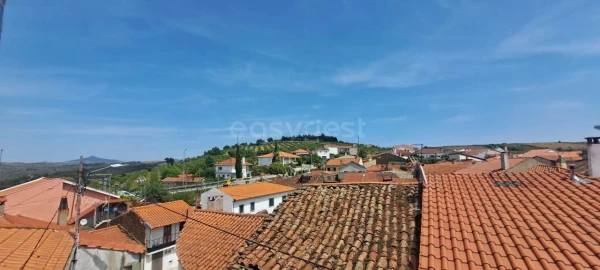 Moradia T3 para Venda em Meirinhos
