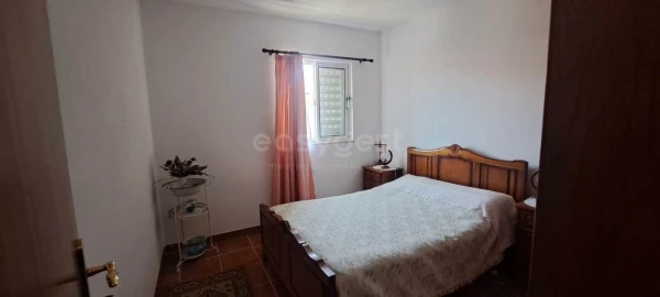 Moradia T3 para Venda em Meirinhos