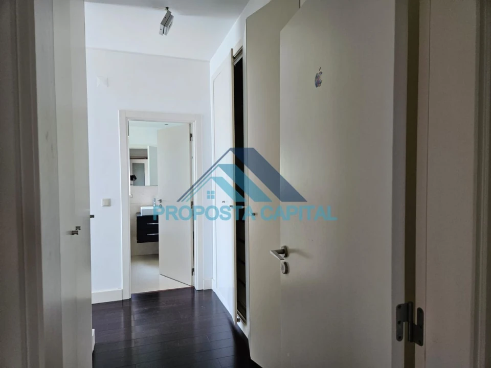 Apartamento T3 para Venda em Alcabideche Foto 11