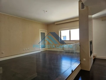 Apartamento T3 para Venda em Alcabideche