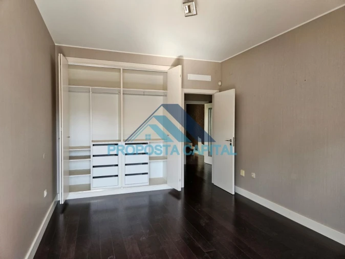 Apartamento T3 para Venda em Alcabideche Foto 15