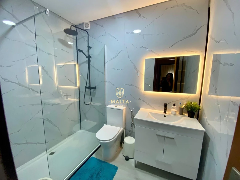 Apartamento T3 para Venda em Braga (Maximinos, Sé e Cividade) Foto 10