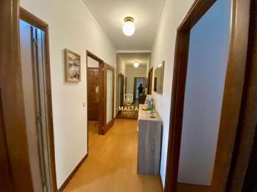 Apartamento T3 para Venda em Braga (Maximinos, Sé e Cividade)