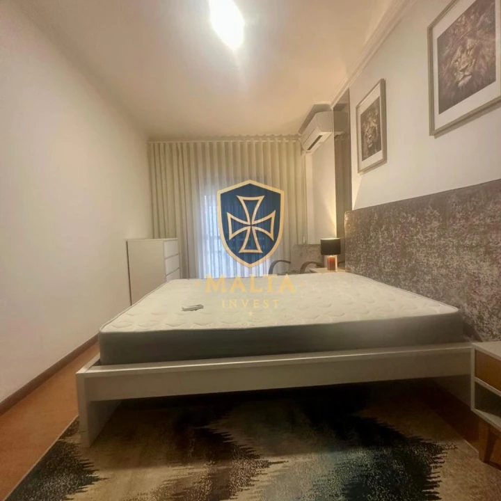Apartamento T3 para Venda em Braga (Maximinos, Sé e Cividade) Foto 2