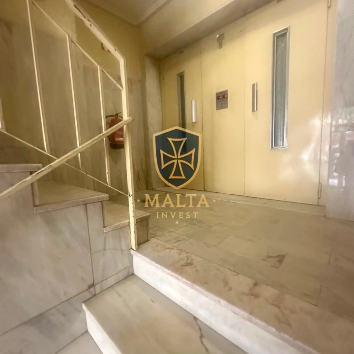 Apartamento T3 para Venda em Braga (Maximinos, Sé e Cividade) Foto 35