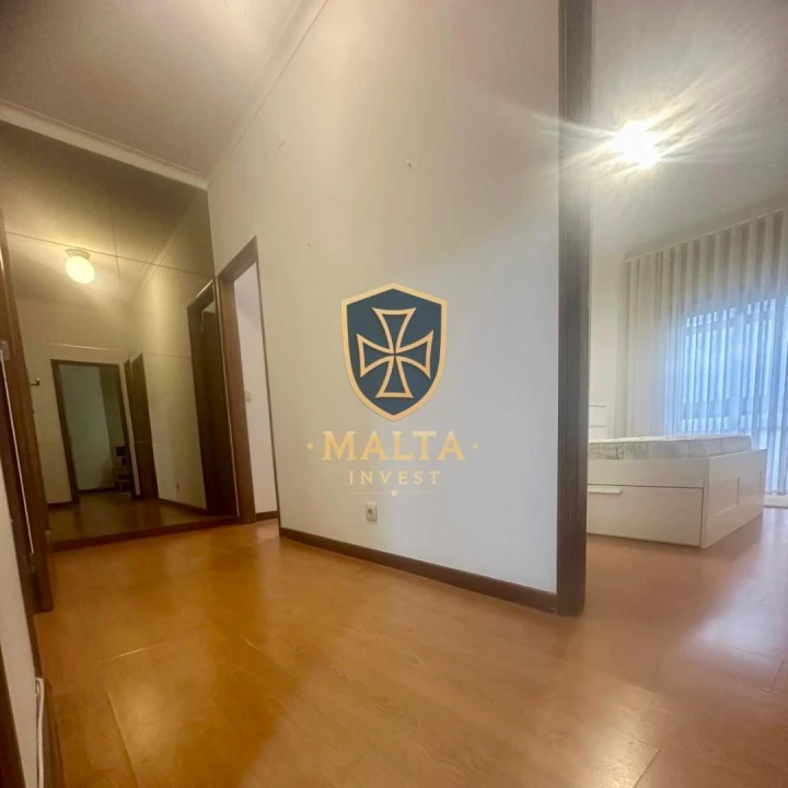 Apartamento T3 para Venda em Braga (Maximinos, Sé e Cividade) Foto 5